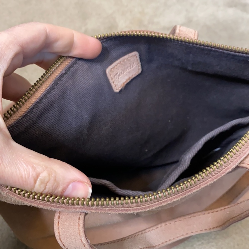 Madewell pink suede small transporter hare to find - Picture 5 of 11